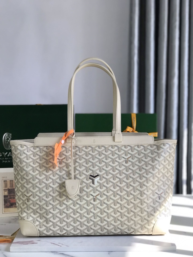 Goyard Shopping Bags